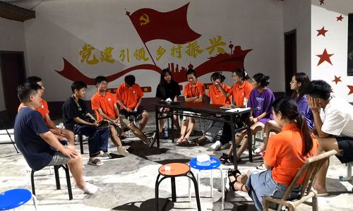 【实践团剪影】每日工作夕会 【实践团剪影】每日工作夕会