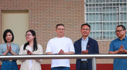 图片1 图片1