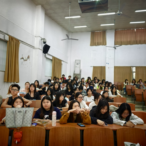 图片2 图片2